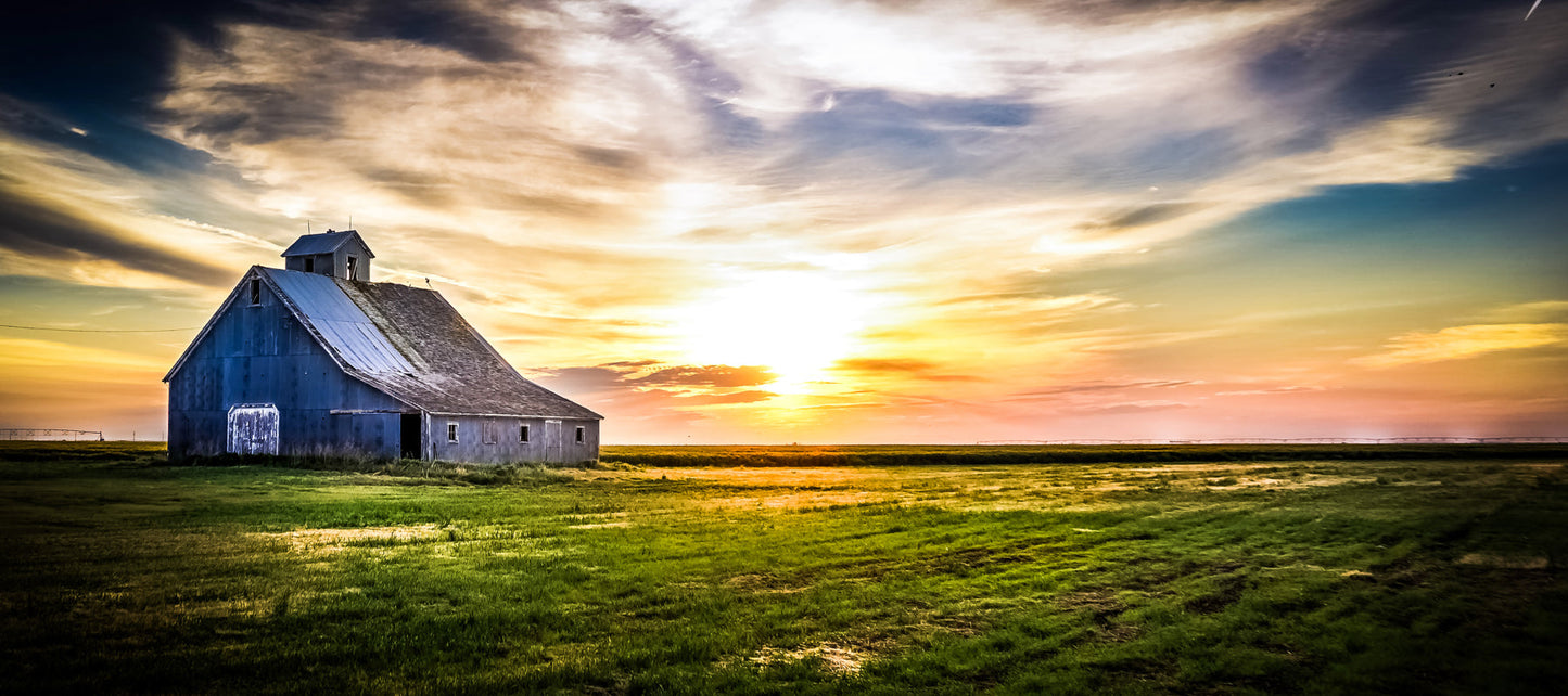 Kansas Barn One - jkphotoart